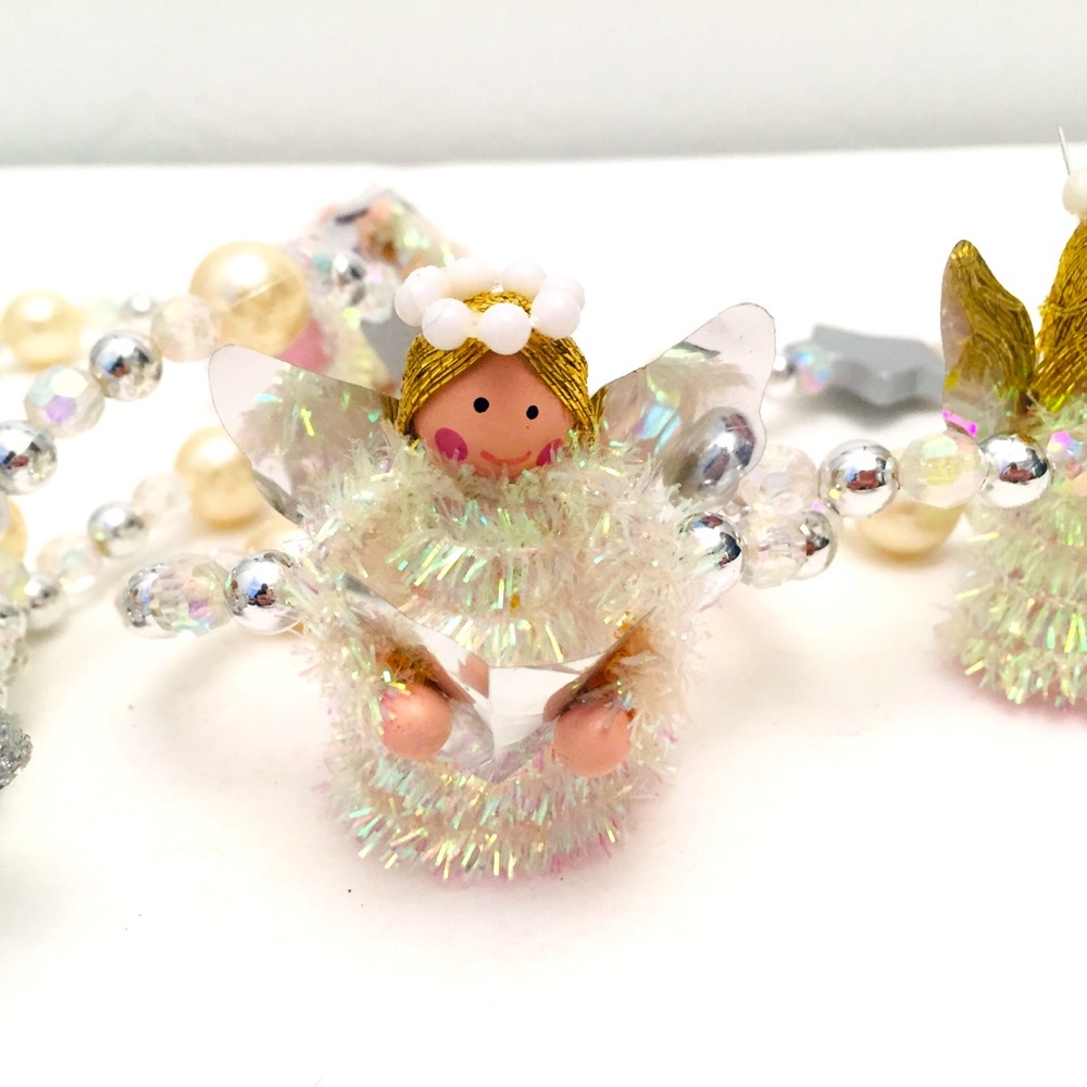 Avon Festive Garland with Gold and White Angels